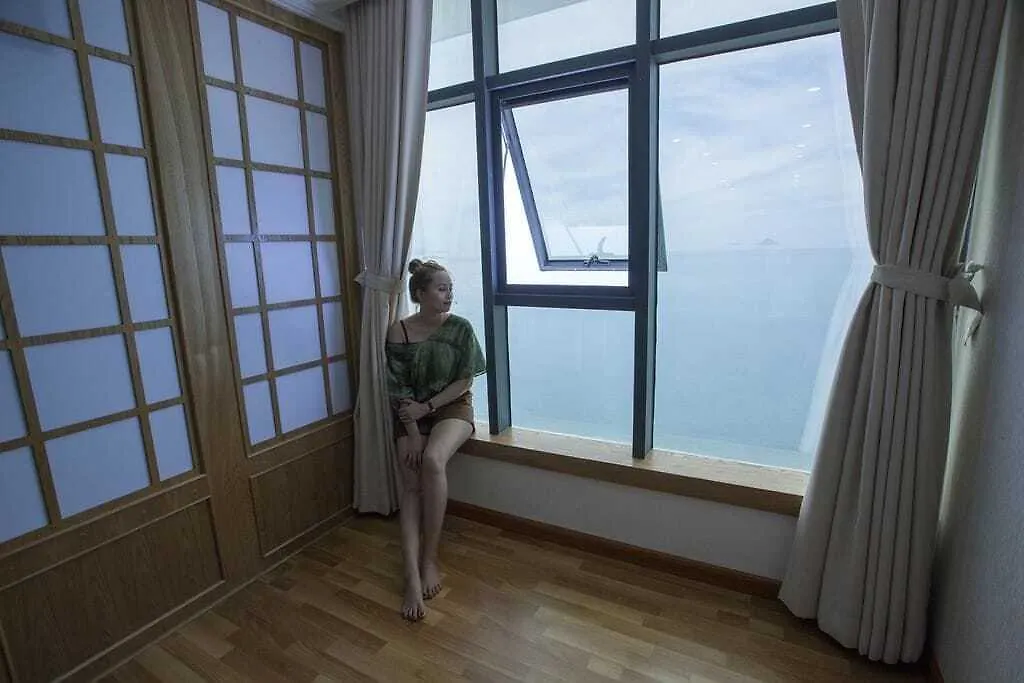 Ideal Time Apartment Να Τρανγκ