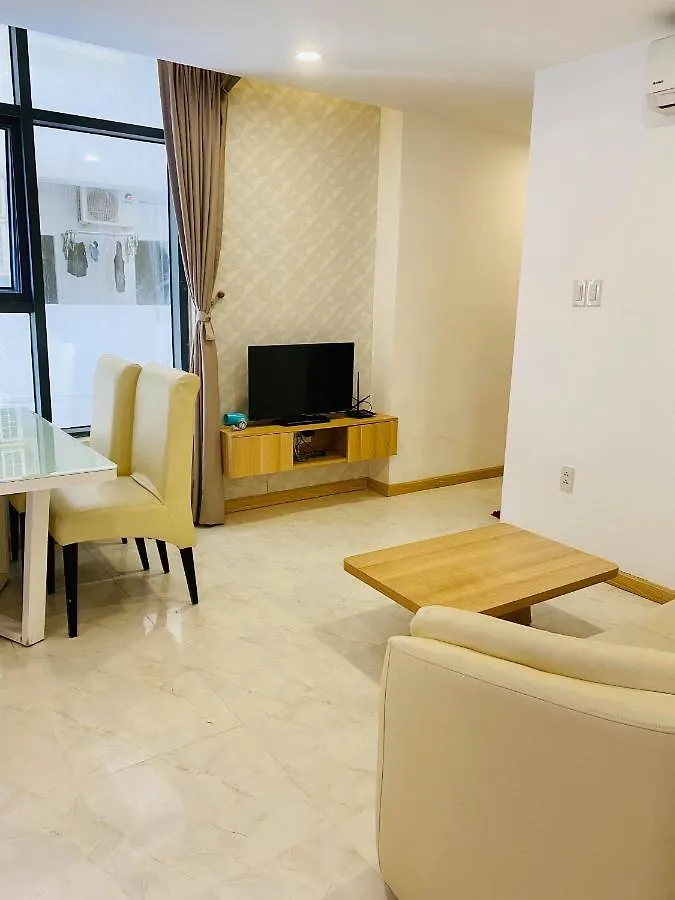Ideal Time Apartment Να Τρανγκ